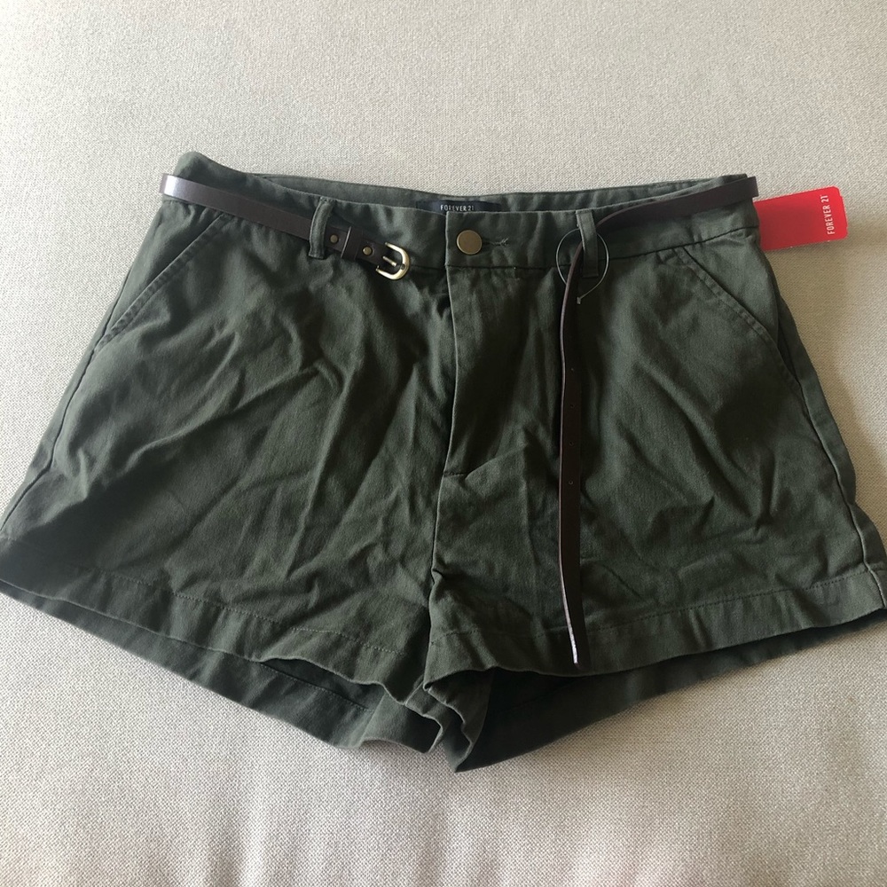 Women’s Army Green Faux Jean Shorts with Black Belt | Forever 21